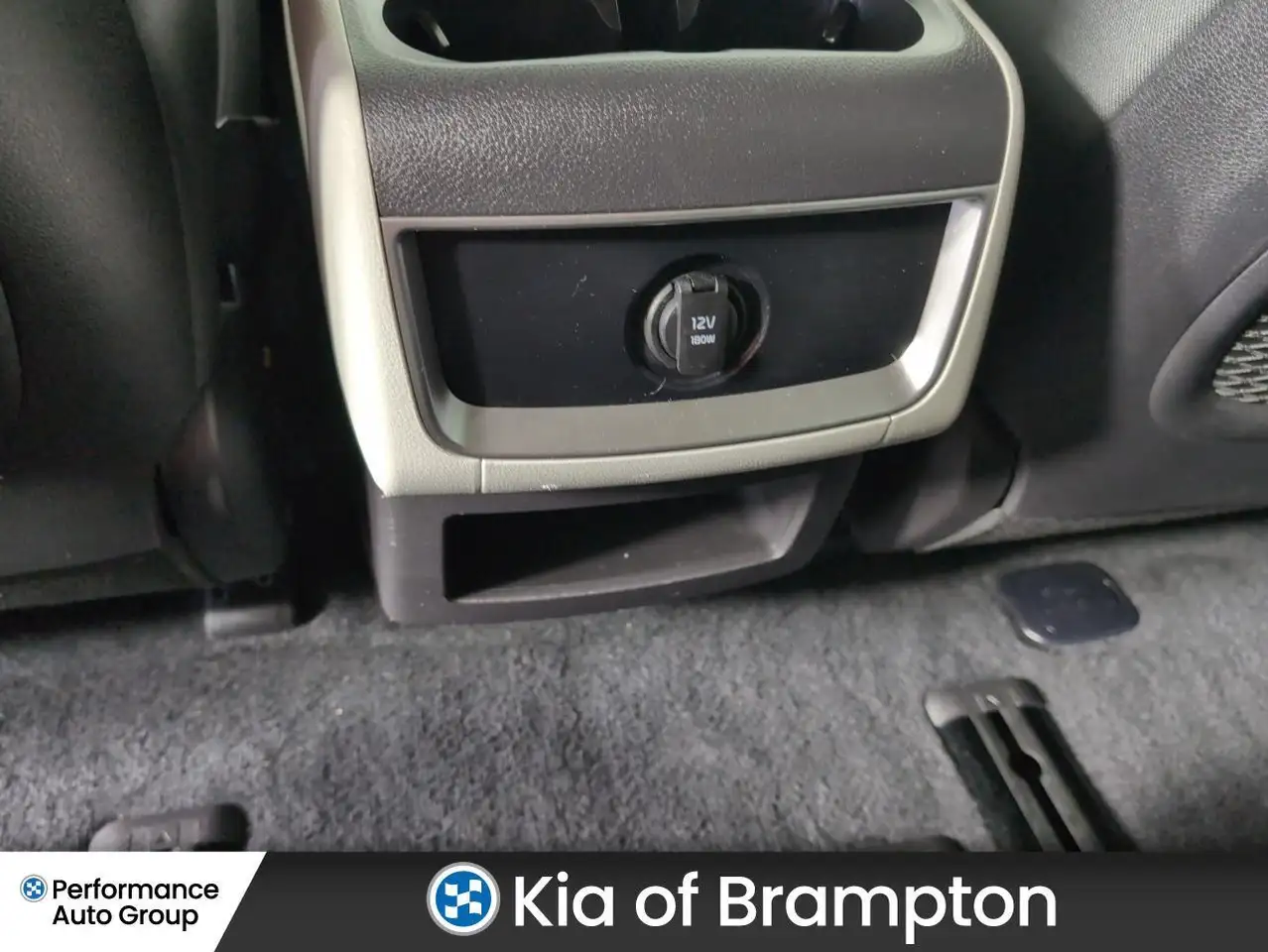Kia Carnival fotografie Kia Carnival
