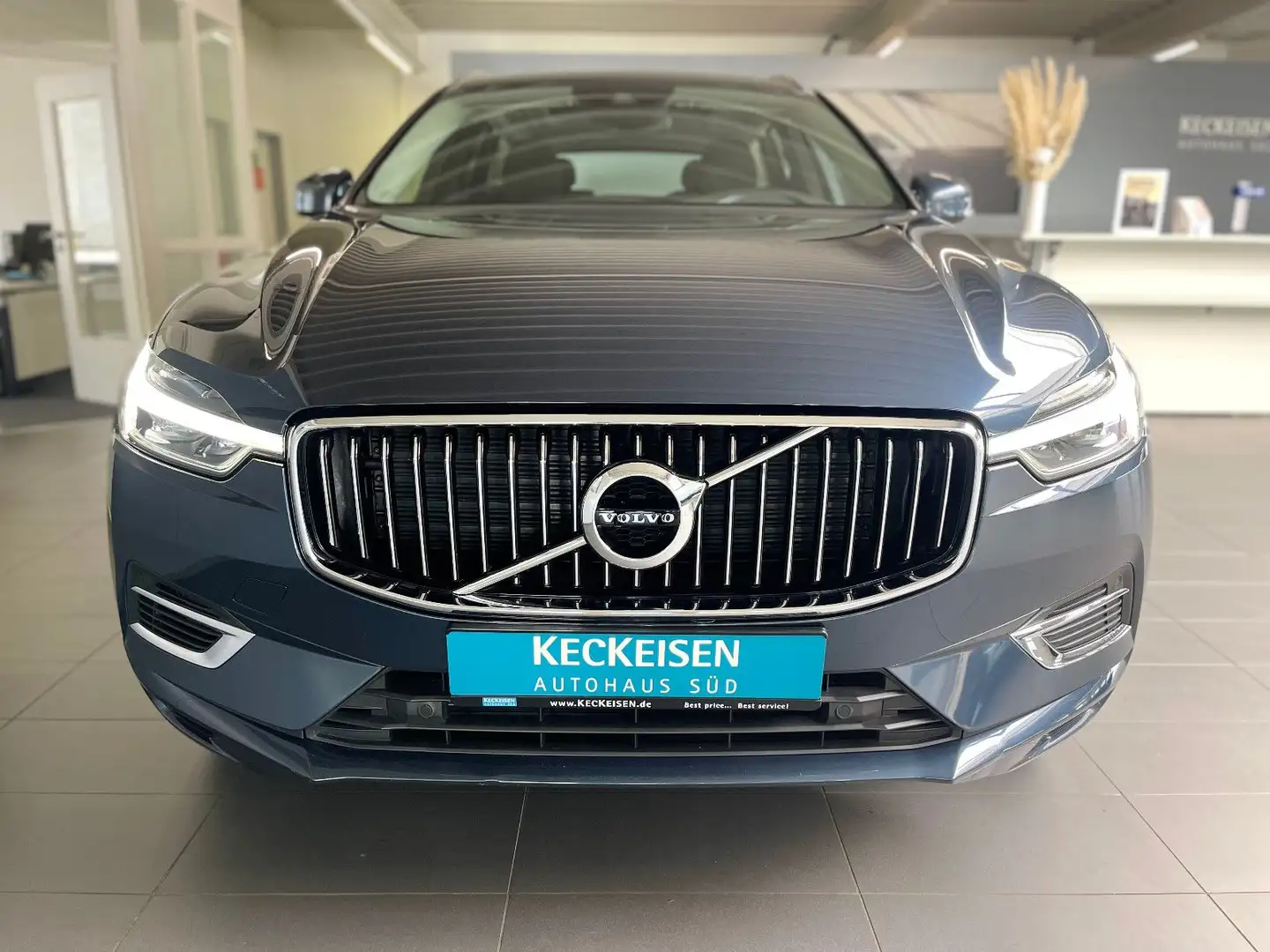 Volvo XC60 T6 Recharge AWD Aut. Inscription Expr. AHK Blau - 2