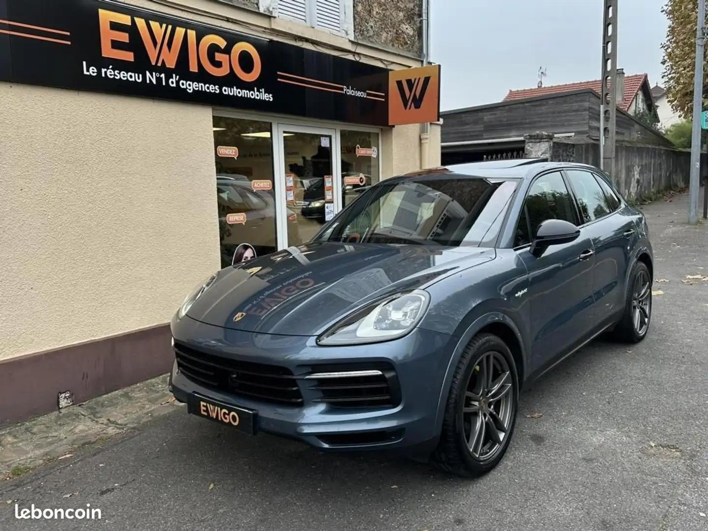 Porsche Cayenne III 3.0 V6 462Ch E-HYBRID TIPTRONIC BVA FAIBLE KIL Bleu - 1