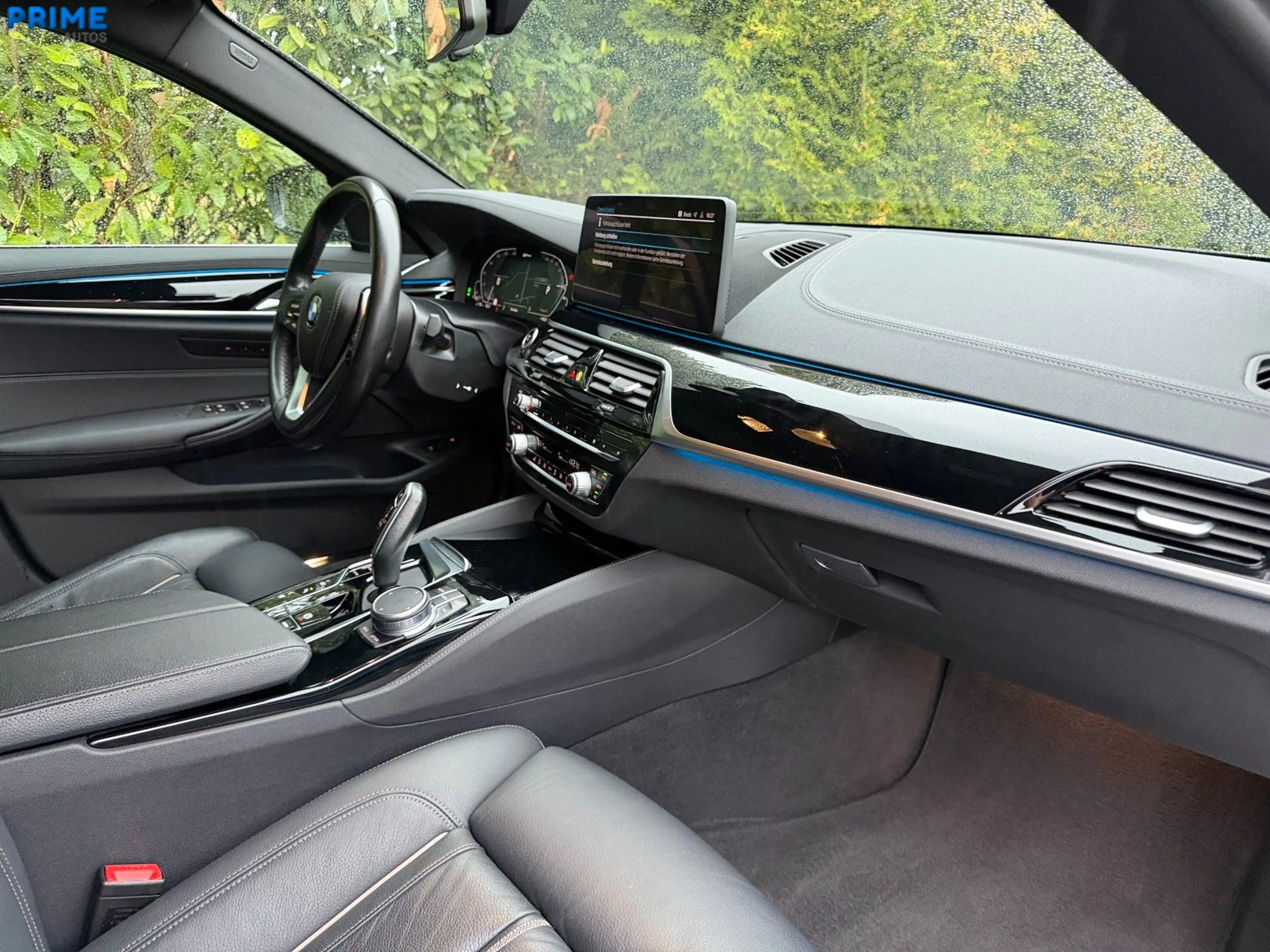 BMW 530 e Touring Luxury Line |ACC|AHK| Komfortsitze — photo 15
