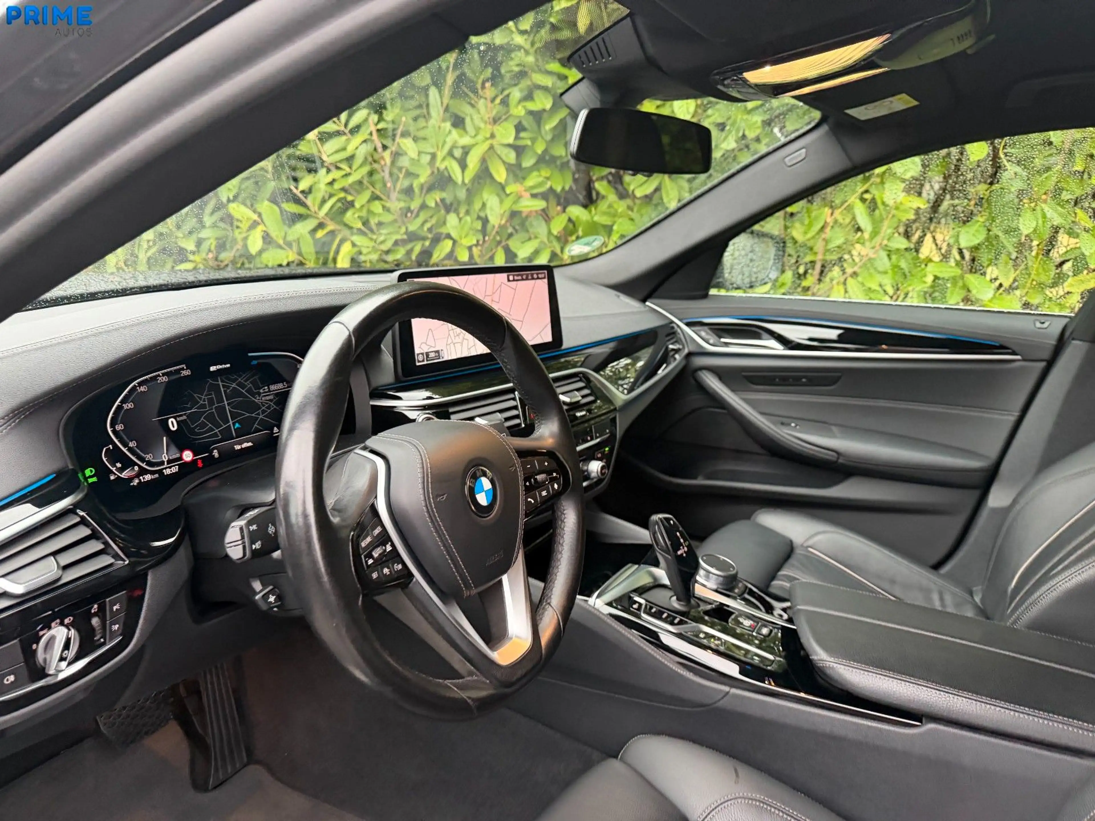 BMW 530 e Touring Luxury Line |ACC|AHK| Komfortsitze — photo 10