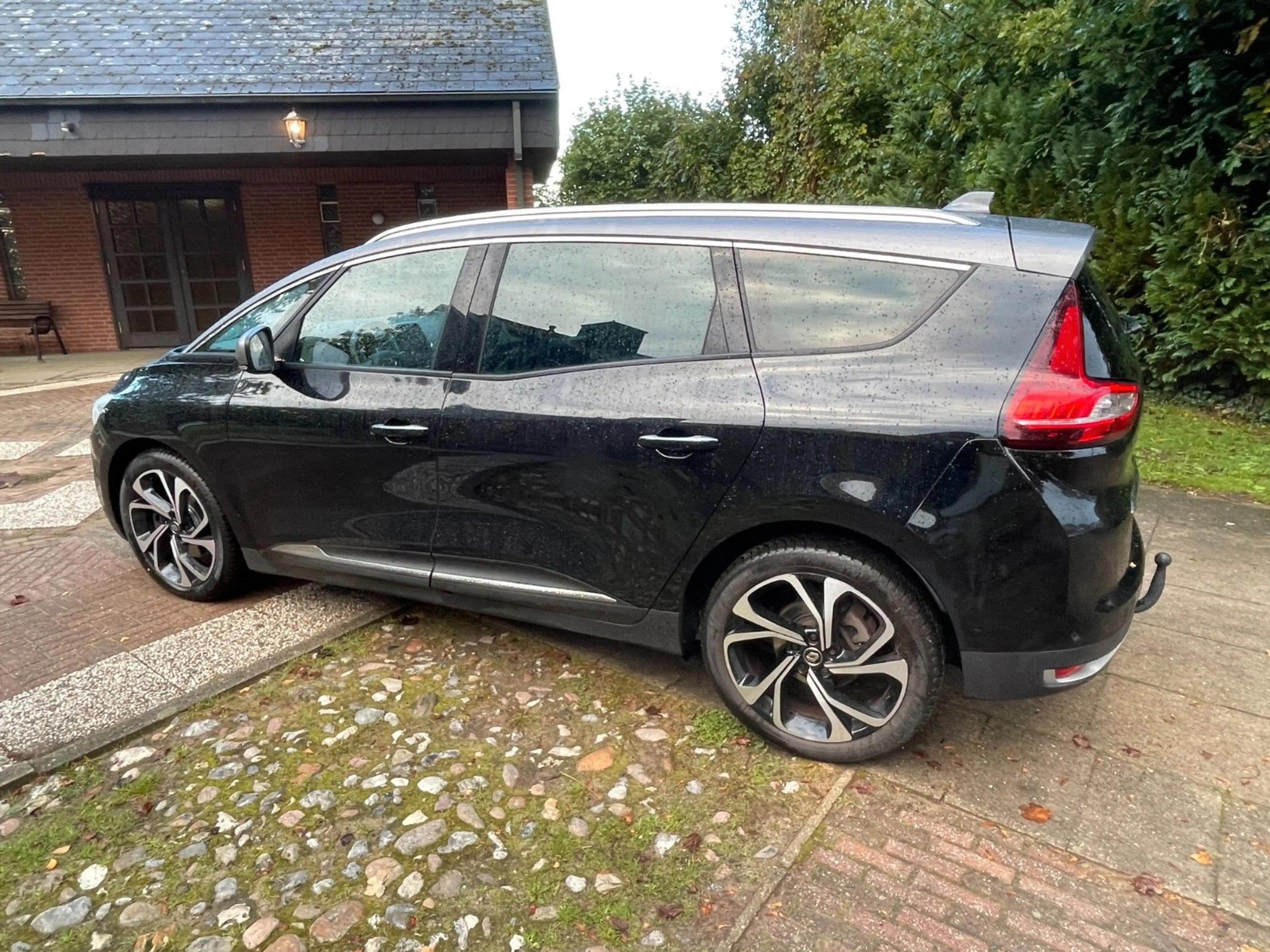 Renault Grand Scenic IV  Executive — photo 5