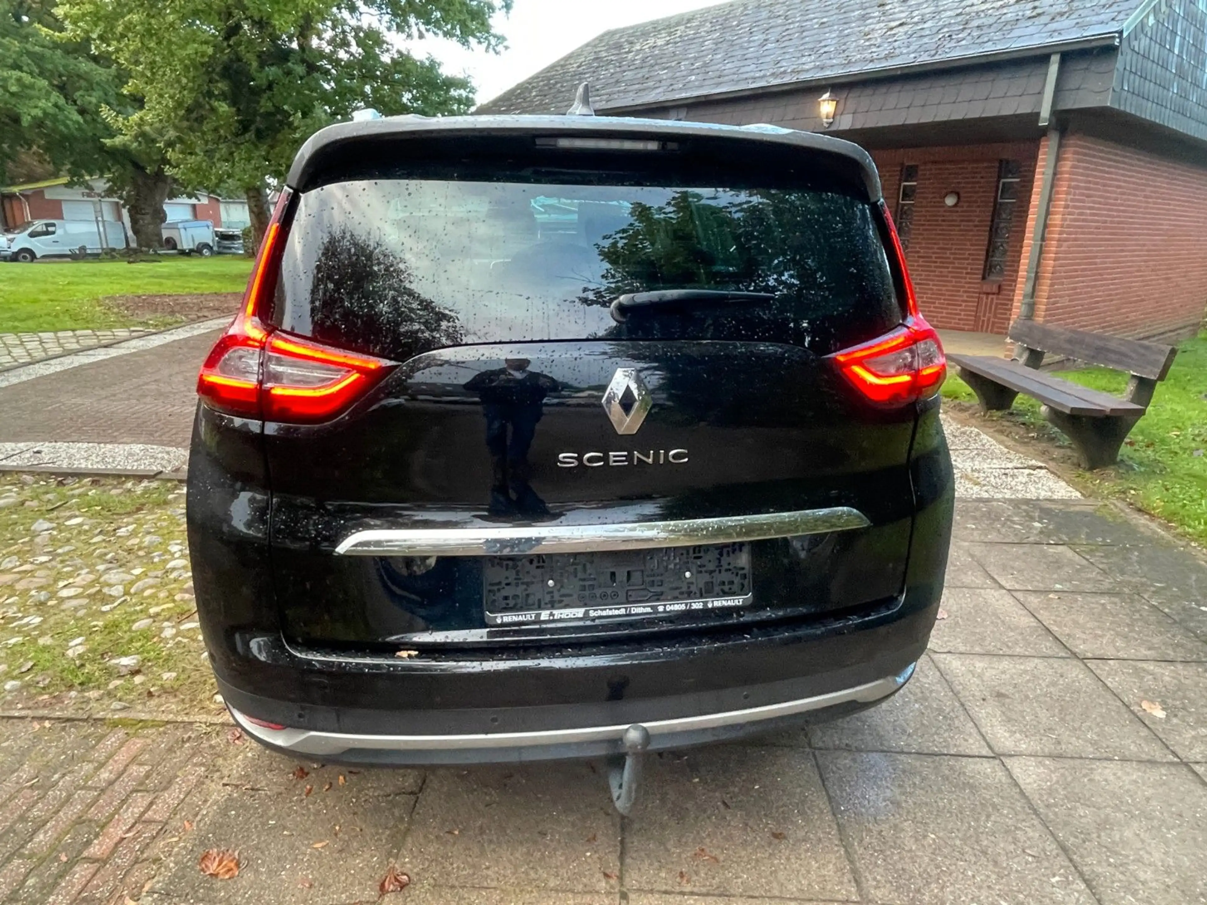 Renault Grand Scenic IV  Executive — photo 8
