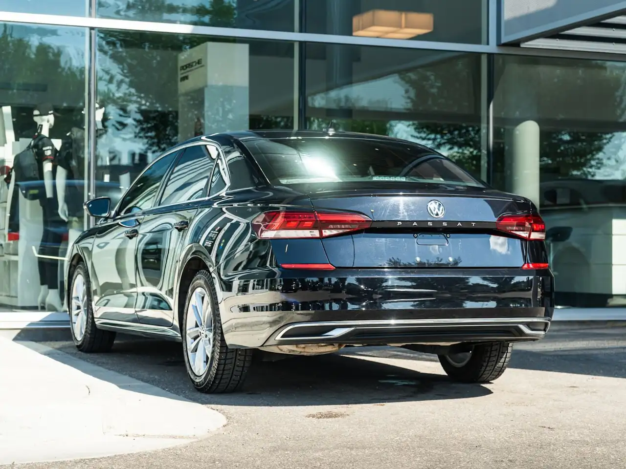 Volkswagen Passat photo Volkswagen Passat