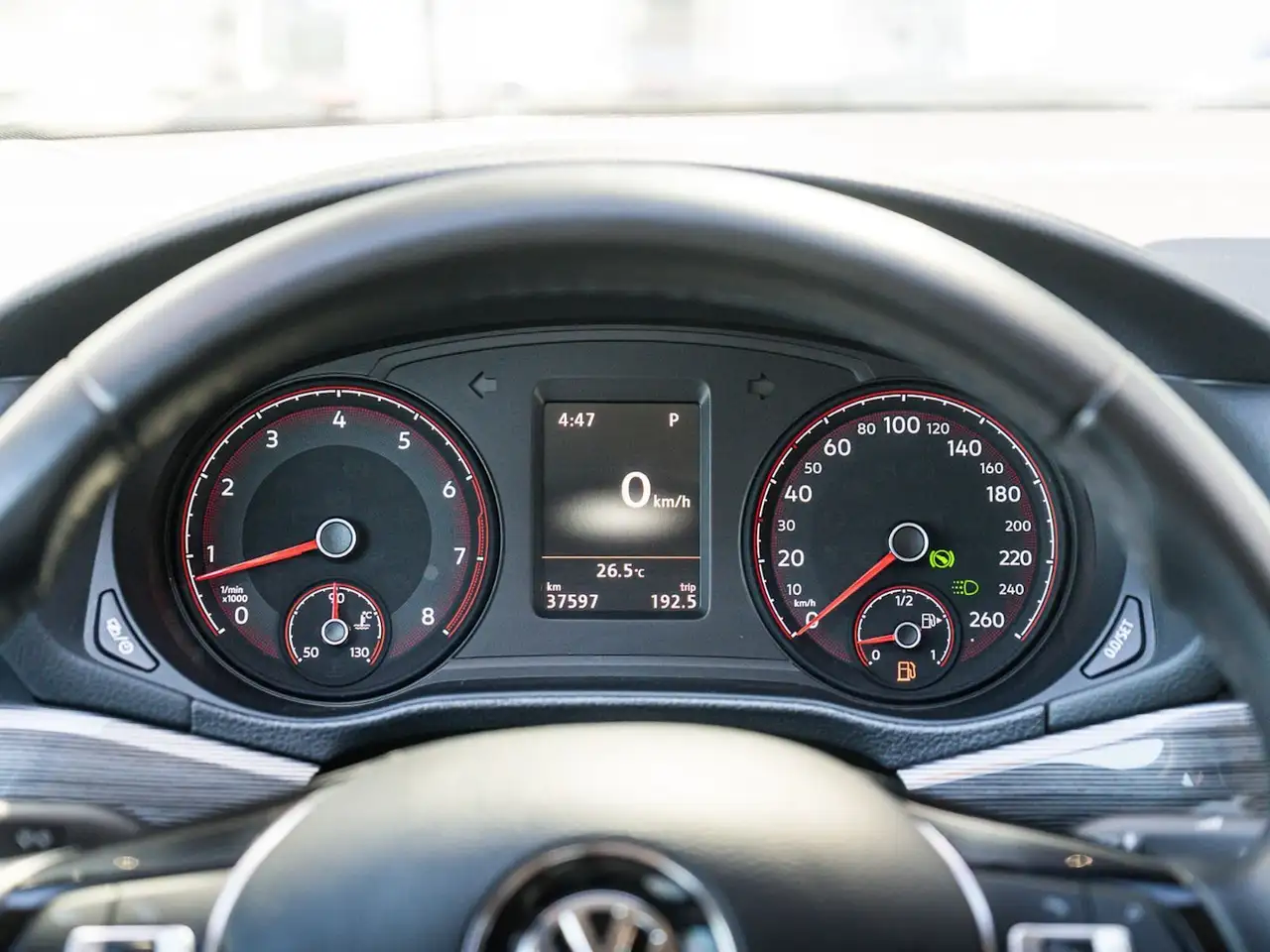 Volkswagen Passat photo Volkswagen Passat