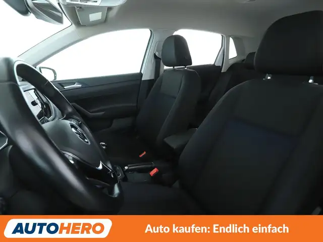 Volkswagen Polo view 10