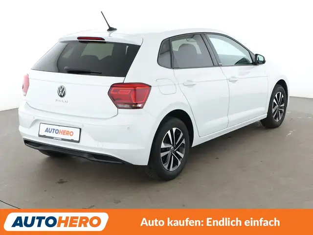 Volkswagen Polo view 6