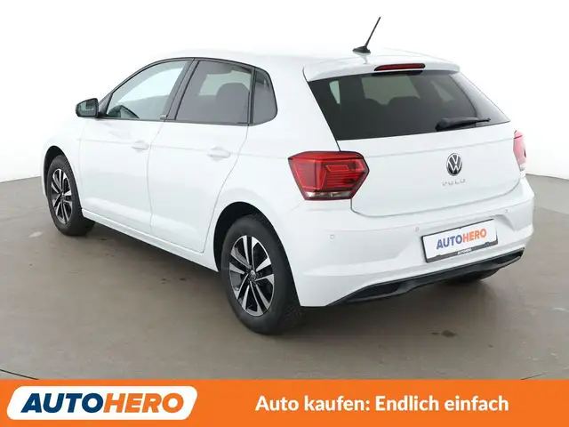 Volkswagen Polo view 4