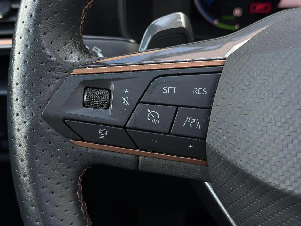 Cupra Formentor 1.4 e-Hybrid VZ Copper Edition Pano CarPlay, миниатюра 18