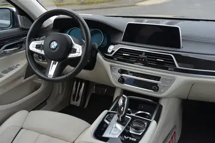 Annonce voiture d'occasion BMW 760 - CARADIZE