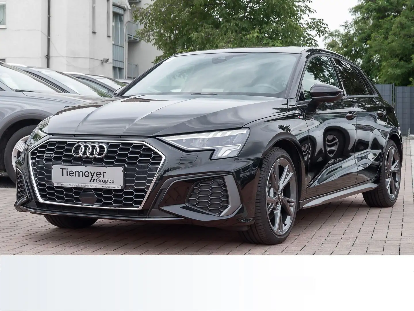 Audi A3 40 TFSI Q 2x S LINE STHZG PANO LED Noir - 2