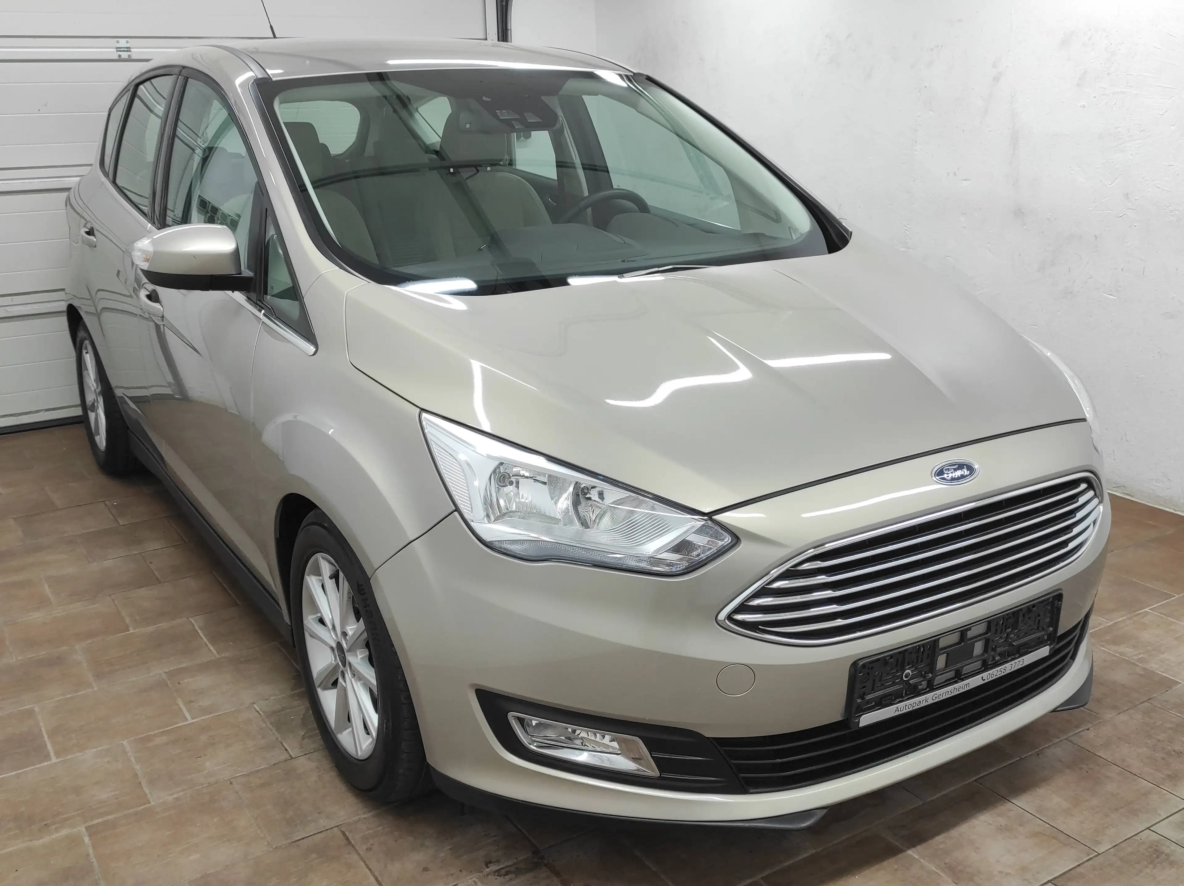 Ford C-Max 1.5 EURO-6 AUTOMATIK KLIMAA PDC TEMP USB BC START+STOP LED SHZ+LENKRAD TITANIUM — photo 3