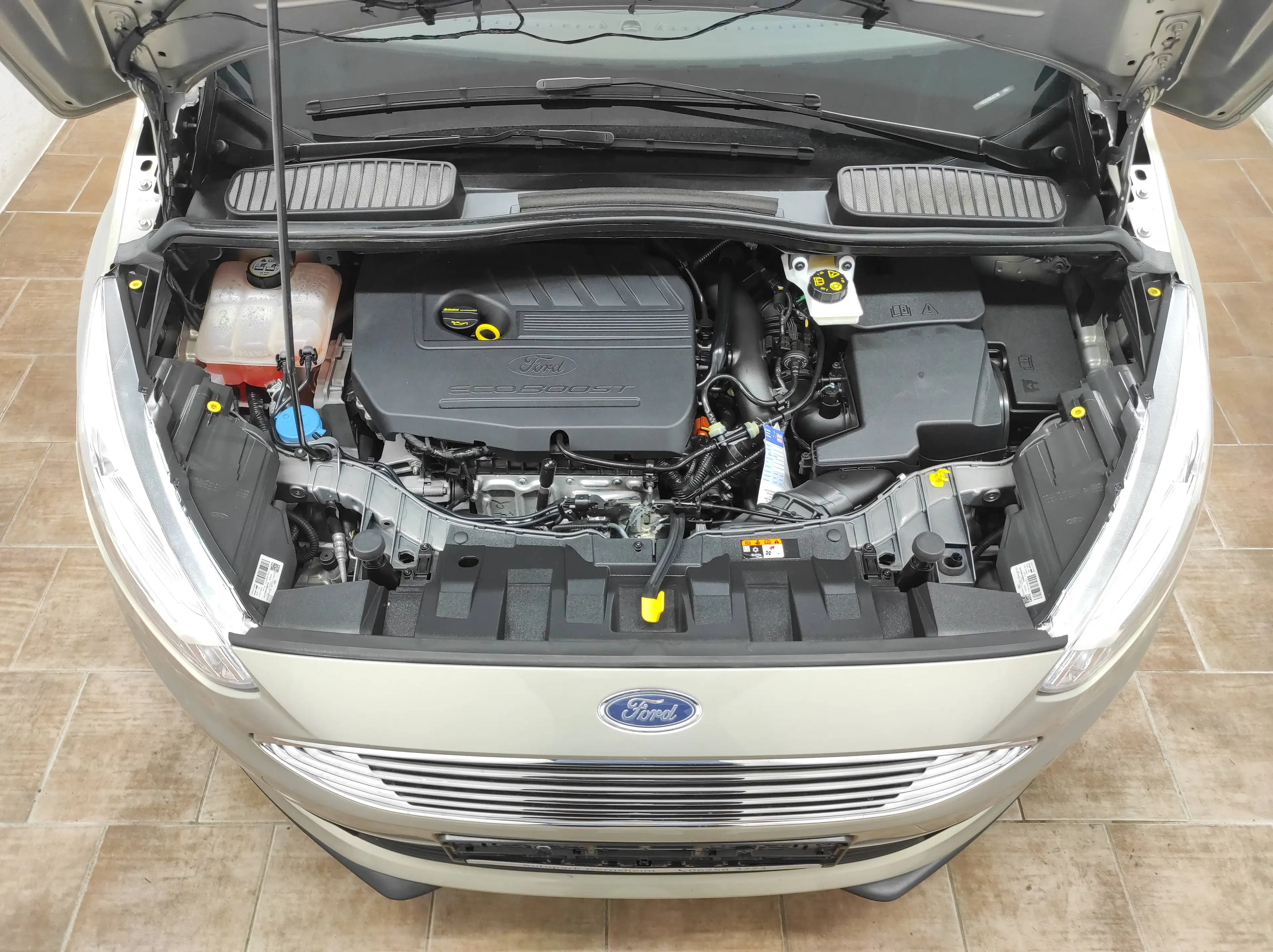 Ford C-Max 1.5 EURO-6 AUTOMATIK KLIMAA PDC TEMP USB BC START+STOP LED SHZ+LENKRAD TITANIUM — photo 15
