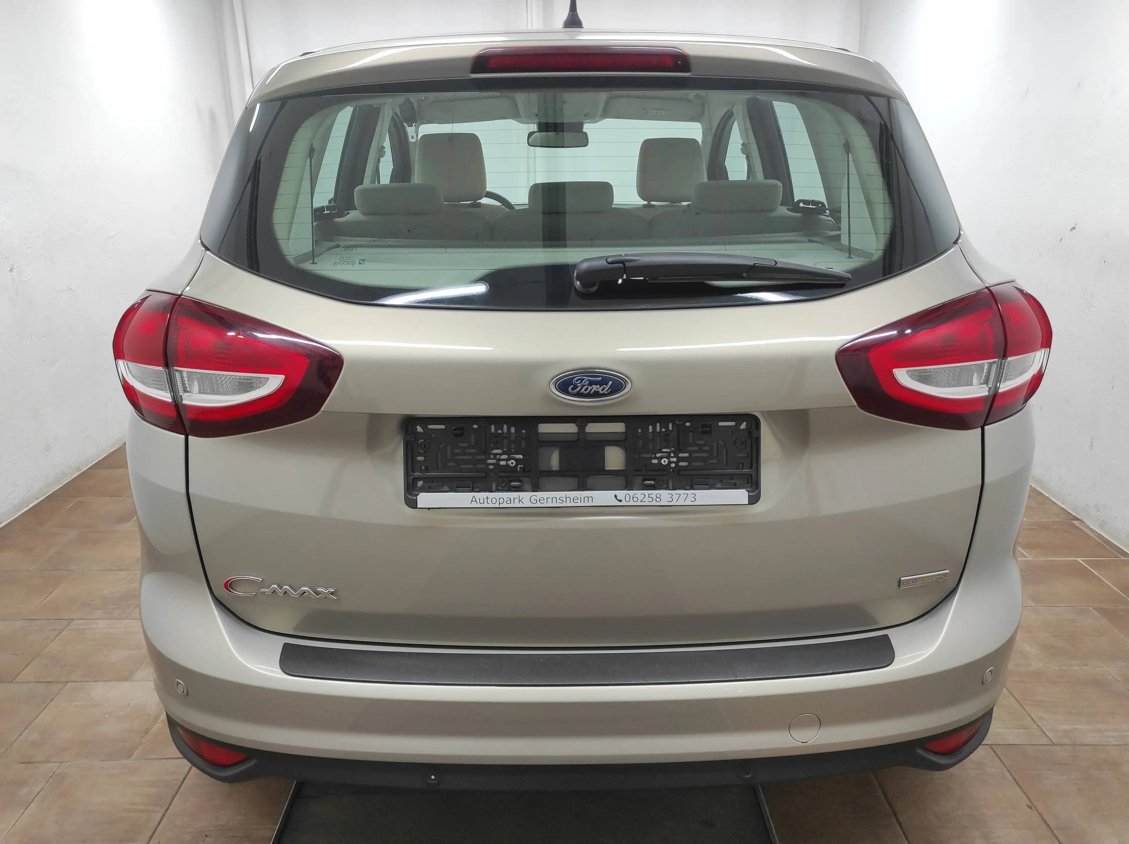 Ford C-Max 1.5 EURO-6 AUTOMATIK KLIMAA PDC TEMP USB BC START+STOP LED SHZ+LENKRAD TITANIUM — photo 8