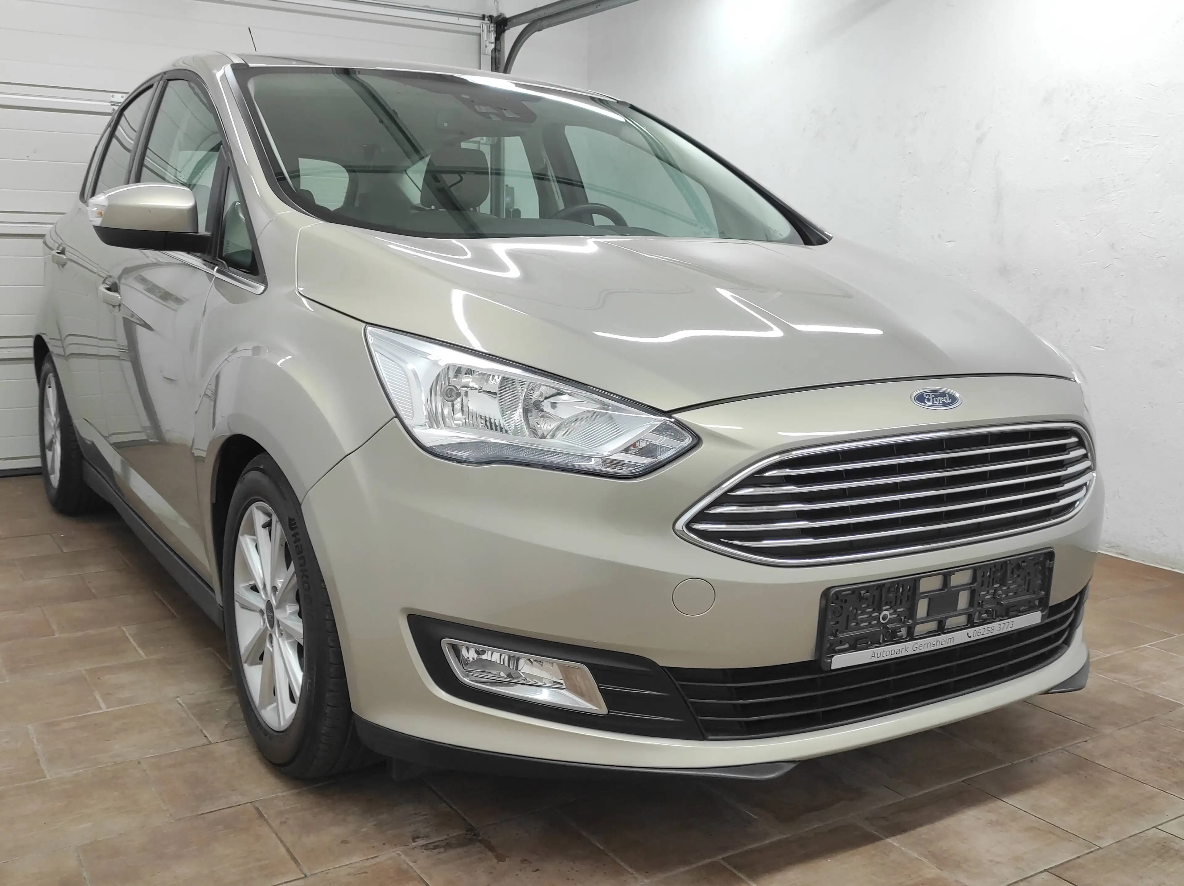 Ford C-Max 1.5 EURO-6 AUTOMATIK KLIMAA PDC TEMP USB BC START+STOP LED SHZ+LENKRAD TITANIUM — photo 4