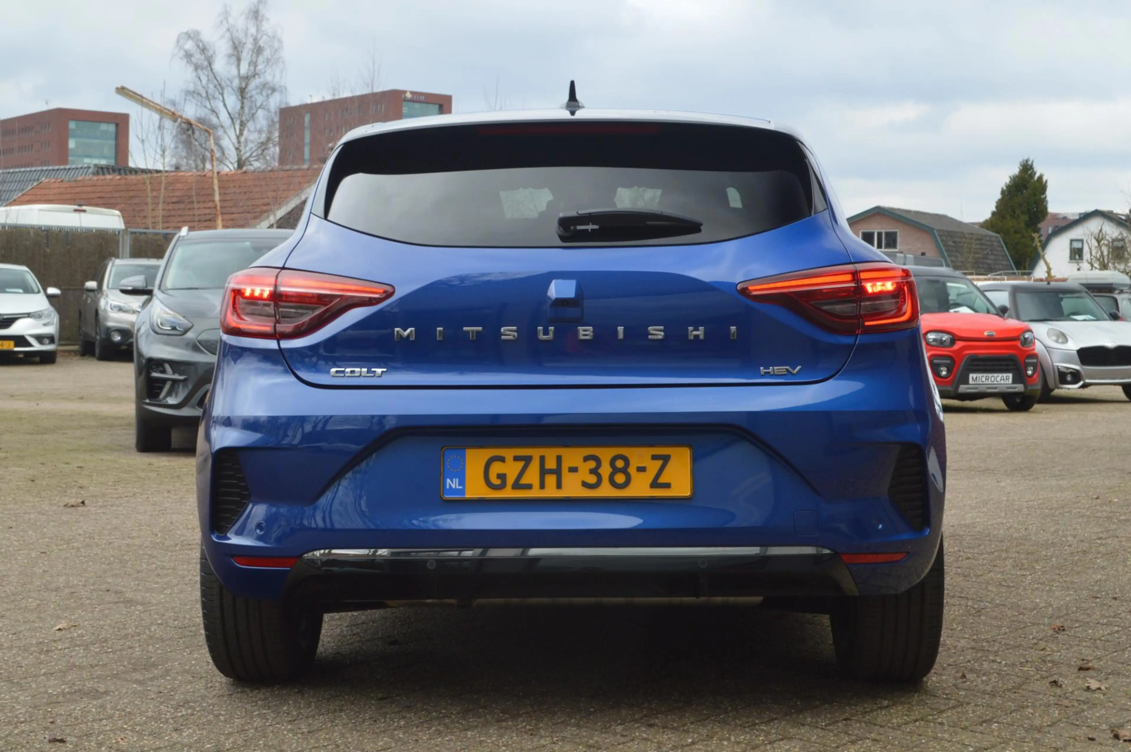 Mitsubishi Colt 1.6 HEV Intense+ Automaat — photo 11