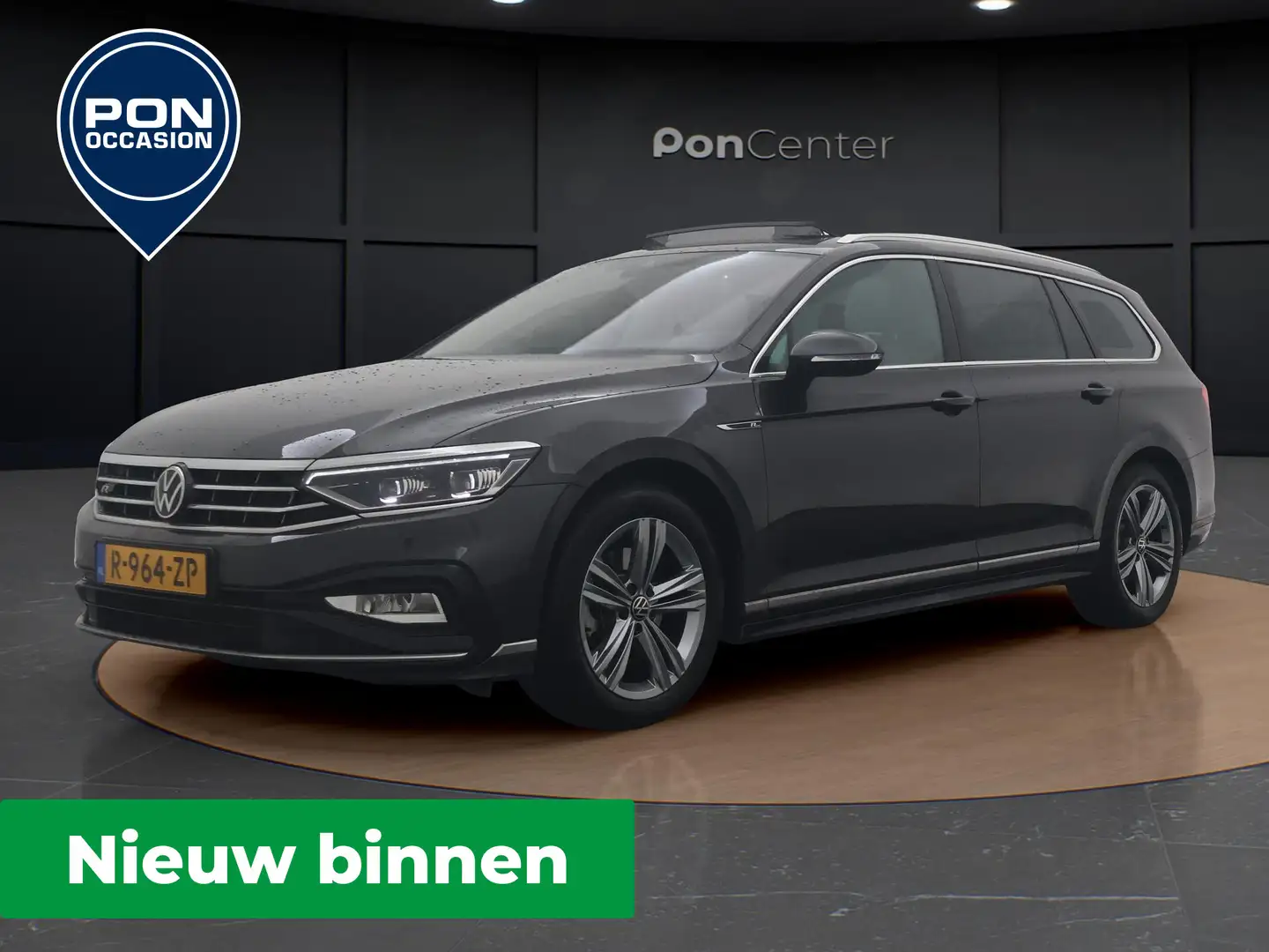 Volkswagen Passat Variant 1.5 TSI R-Line Business + | NIEUW BINNEN | Pano da Grijs - 1