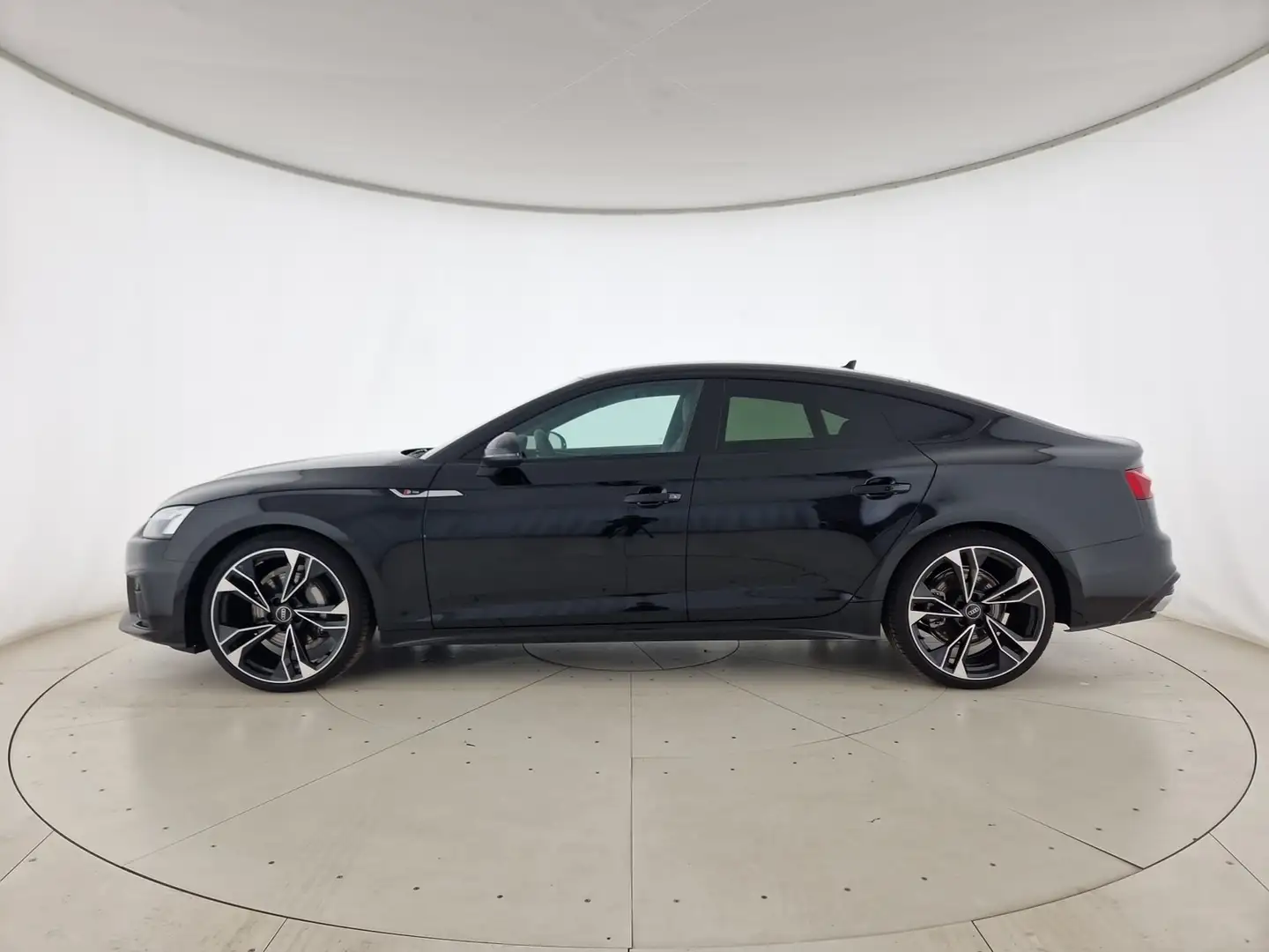 Audi A5 sportback 40 2.0 tdi mhev s line edition quattro 2 Zwart - 2