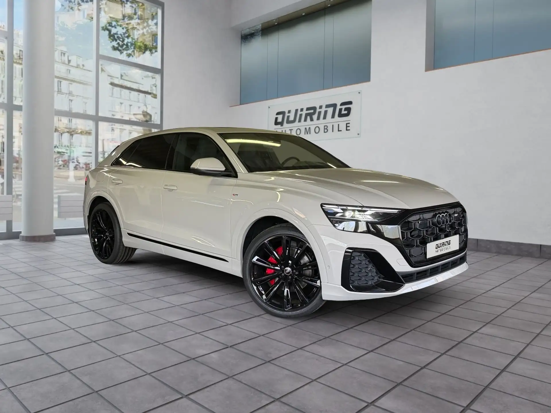 아우디 Audi Q8 50 TDI 2026 화이트 사진 1