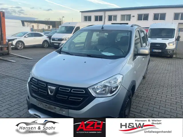 Dacia Lodgy Stepway Navi Fahrerprofil DAB SHZ Kamera
