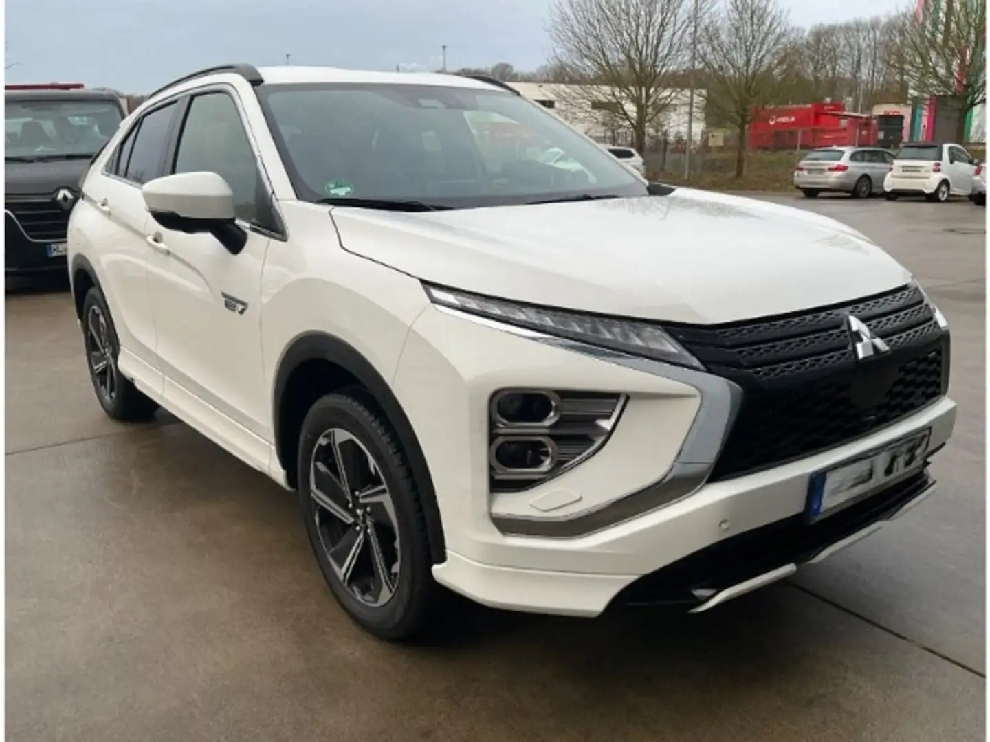 Mitsubishi Eclipse Cross Plus Select Black Hybrid 4WD 2.4 MIVEC PHEV Sport Weiß - 2