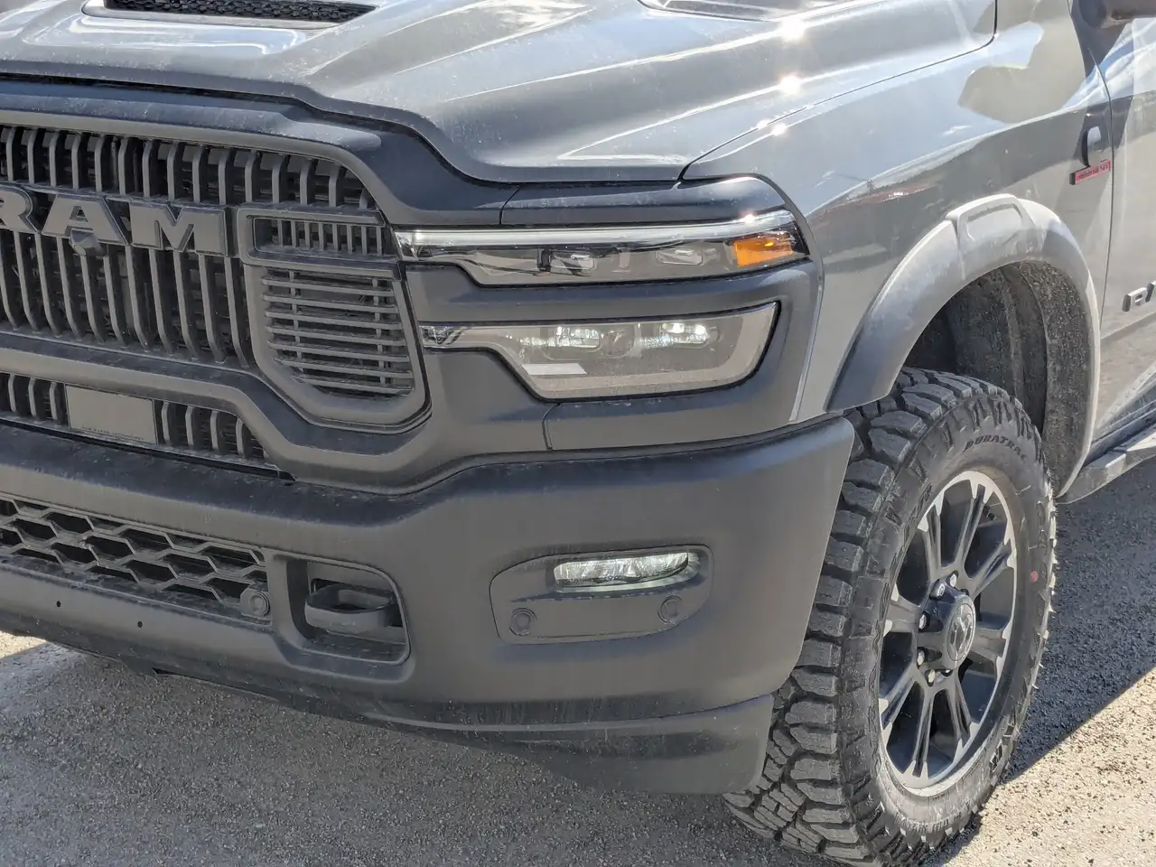 RAM 2500 снимка RAM 2500