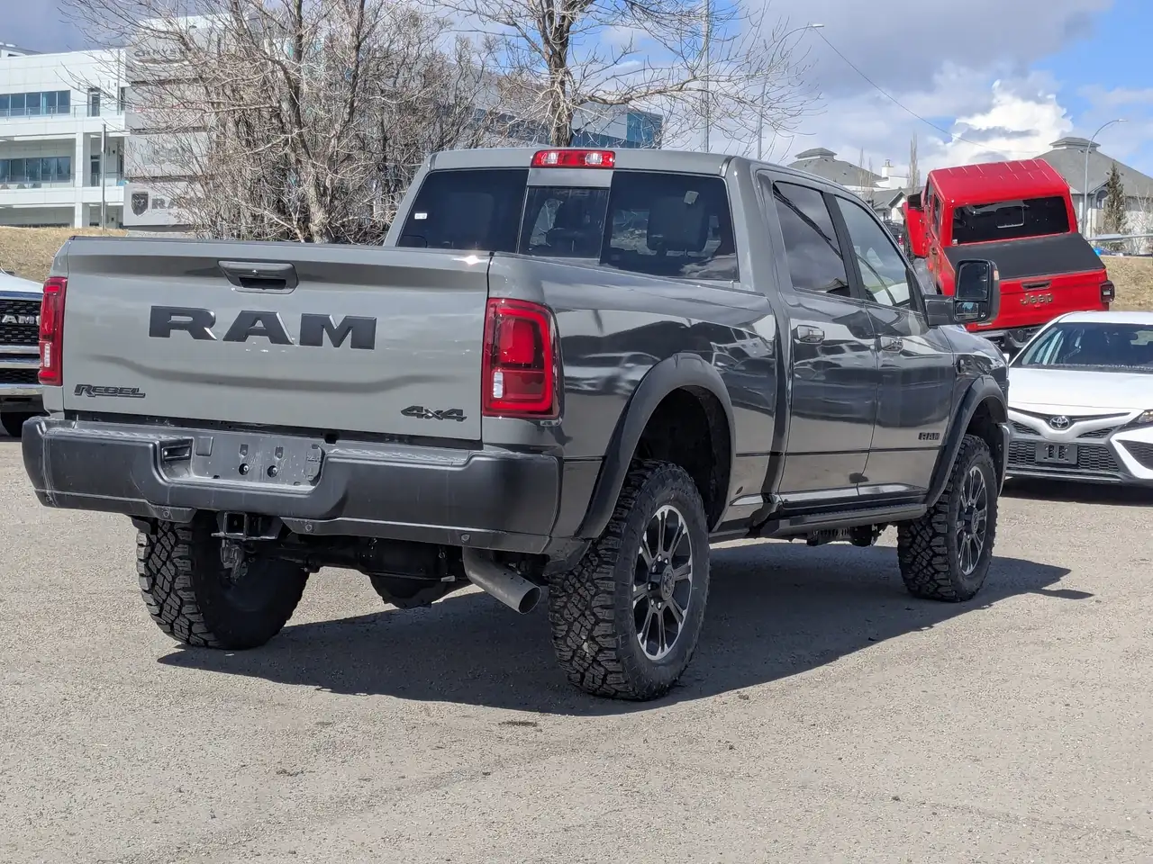 RAM 2500 снимка RAM 2500