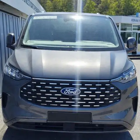 Ford Tourneo Custom Tourneo Custom 320 L2H1 VA Autm. TitaniumX