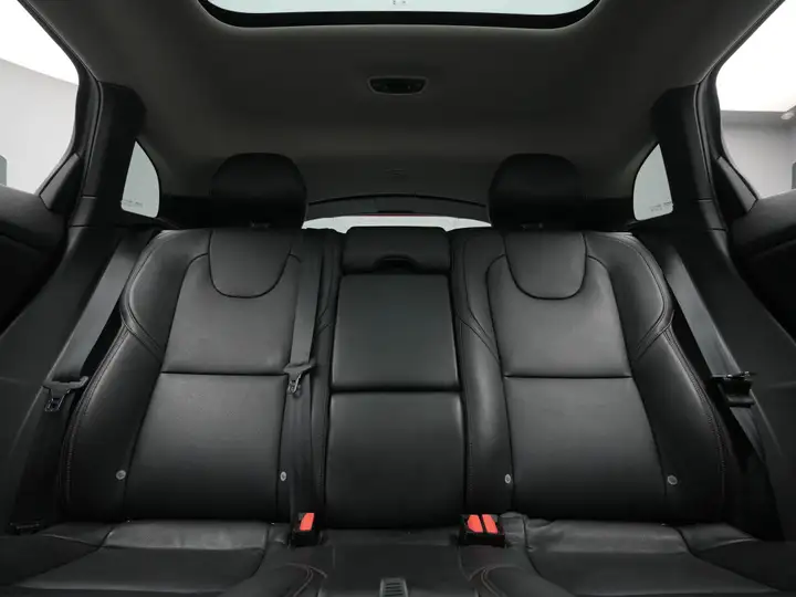Volvo V40 Cross Country CC T4 AWD Summum AWD – Foto 32