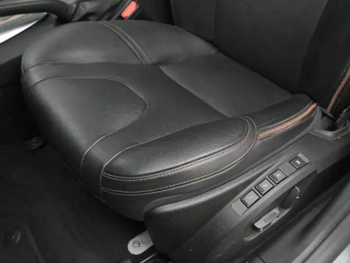Volvo V40 Cross Country CC T4 AWD Summum AWD – Foto 20