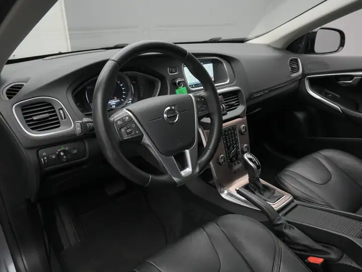 Volvo V40 Cross Country CC T4 AWD Summum AWD – Foto 10
