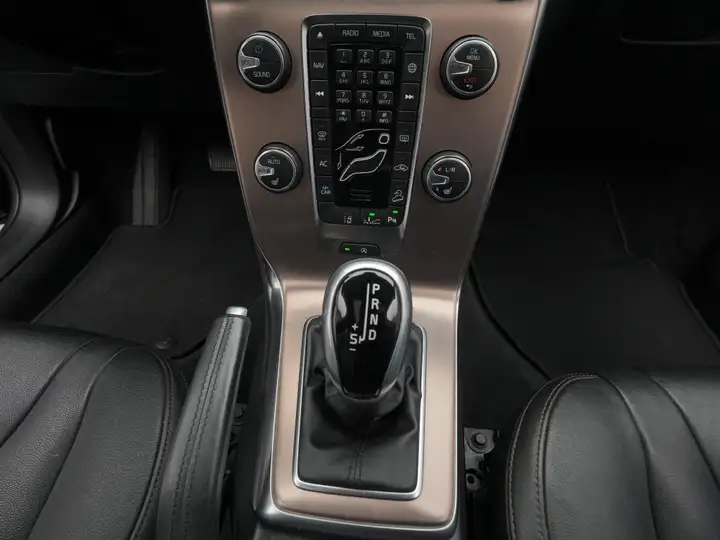 Volvo V40 Cross Country CC T4 AWD Summum AWD – Foto 29