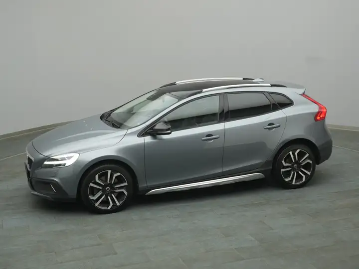 Volvo V40 Cross Country CC T4 AWD Summum AWD – Foto 40