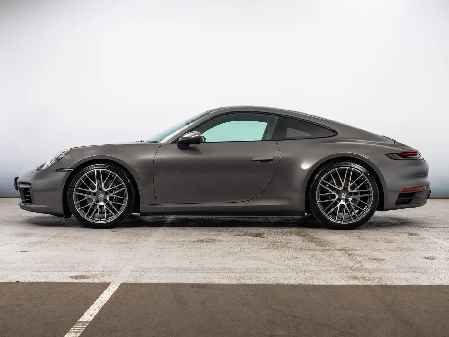 Porsche 911 Carrera Grau - 2