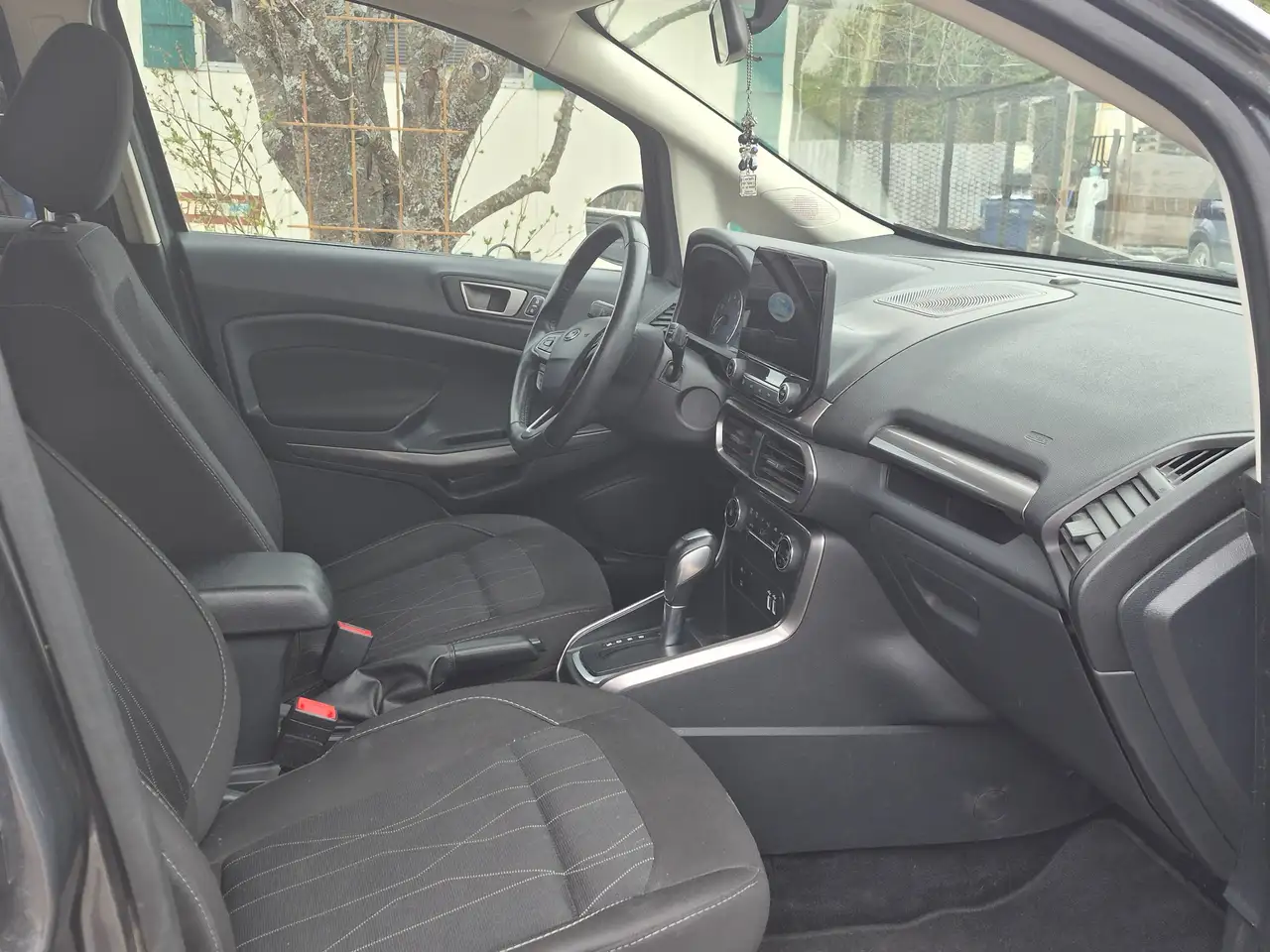 Ford EcoSport снимка Ford EcoSport