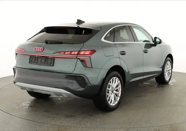 Audi Q3 Sportback TFSI quattro 150 kW quattro, AHK, Nav... Ansicht 2