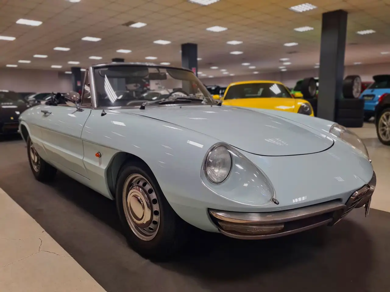 Alfa Romeo Spider Osso di Seppia 1.6, foto 4