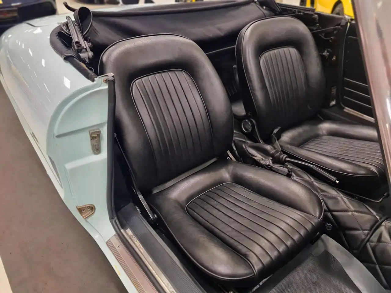 Alfa Romeo Spider Osso di Seppia 1.6, foto 12