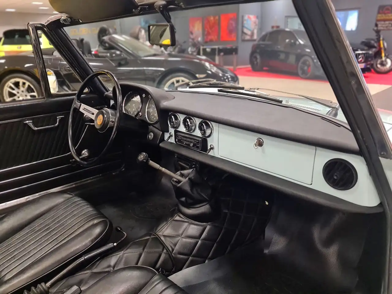 Alfa Romeo Spider Osso di Seppia 1.6, foto 10