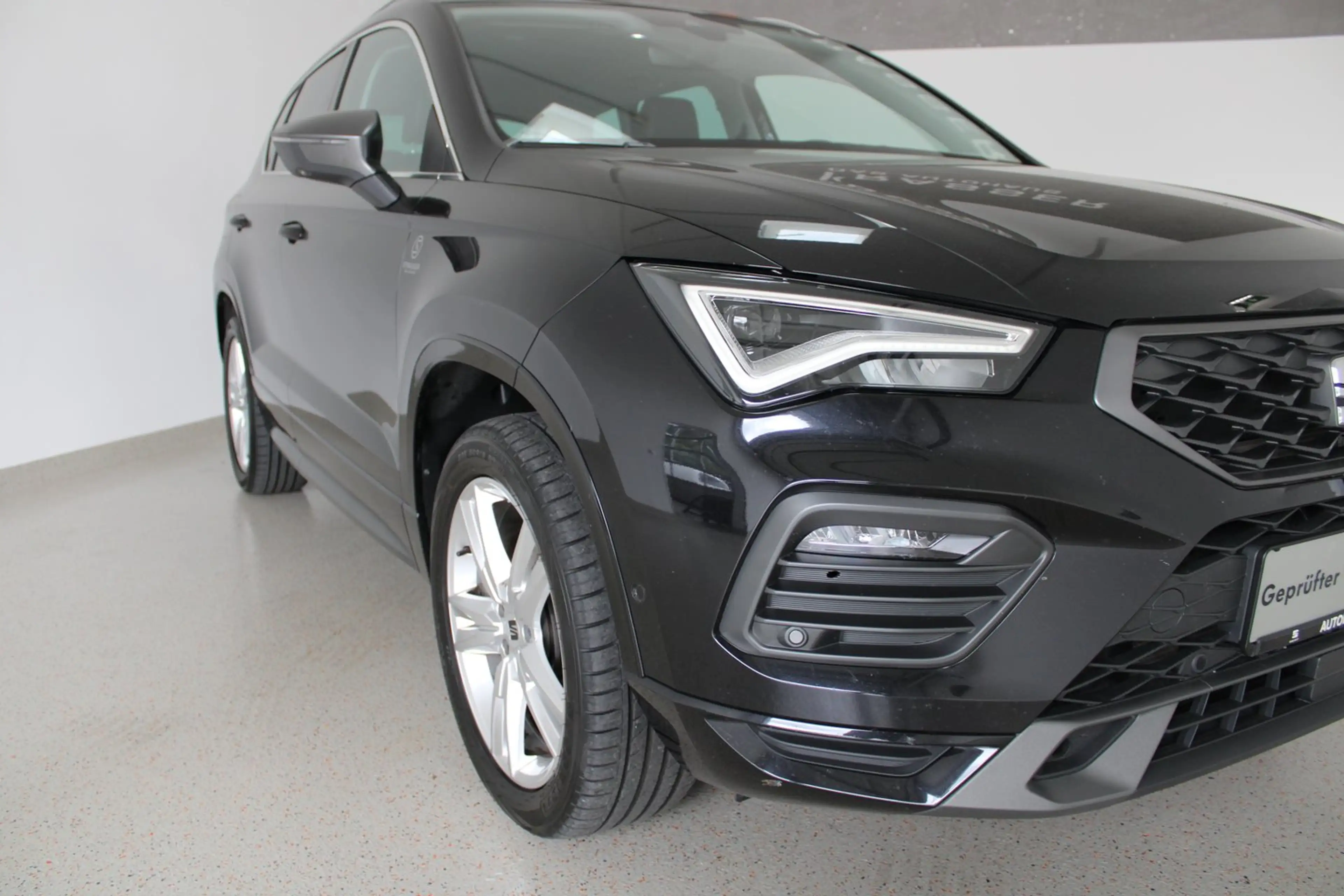 SEAT Ateca FR 2.0 TDI DSG 4Drive — photo 3