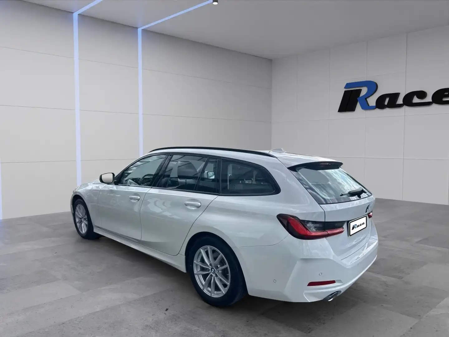 BMW 318 318i Touring auto Bianco - 2