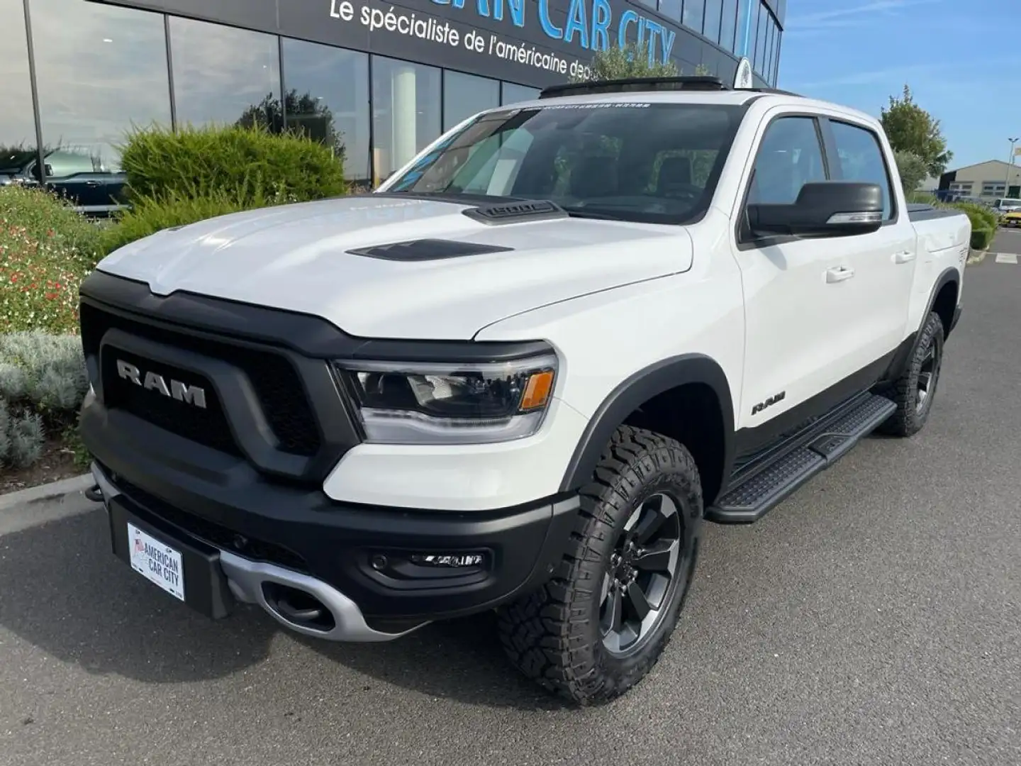 Dodge RAM 1500 CREW REBEL G/T AIR RAMBOX Blanc - 1
