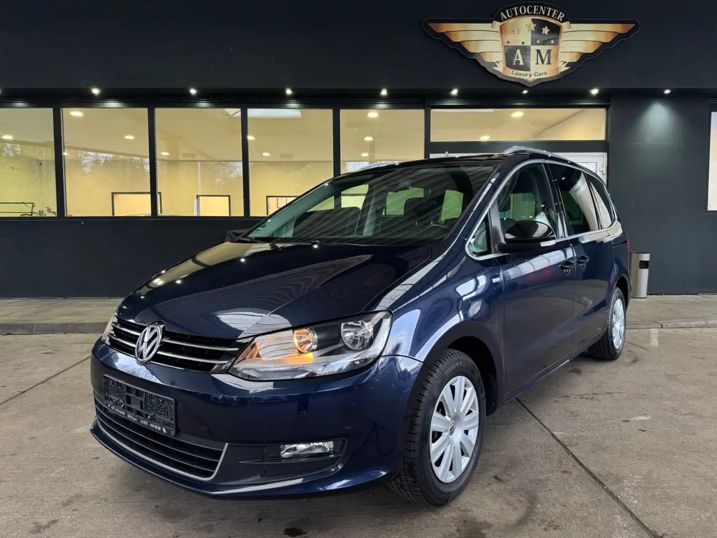 Volkswagen Sharan 2.0 TDI Match-Plus BMT NAVI/PANO/PDC/AHK Blau - 2
