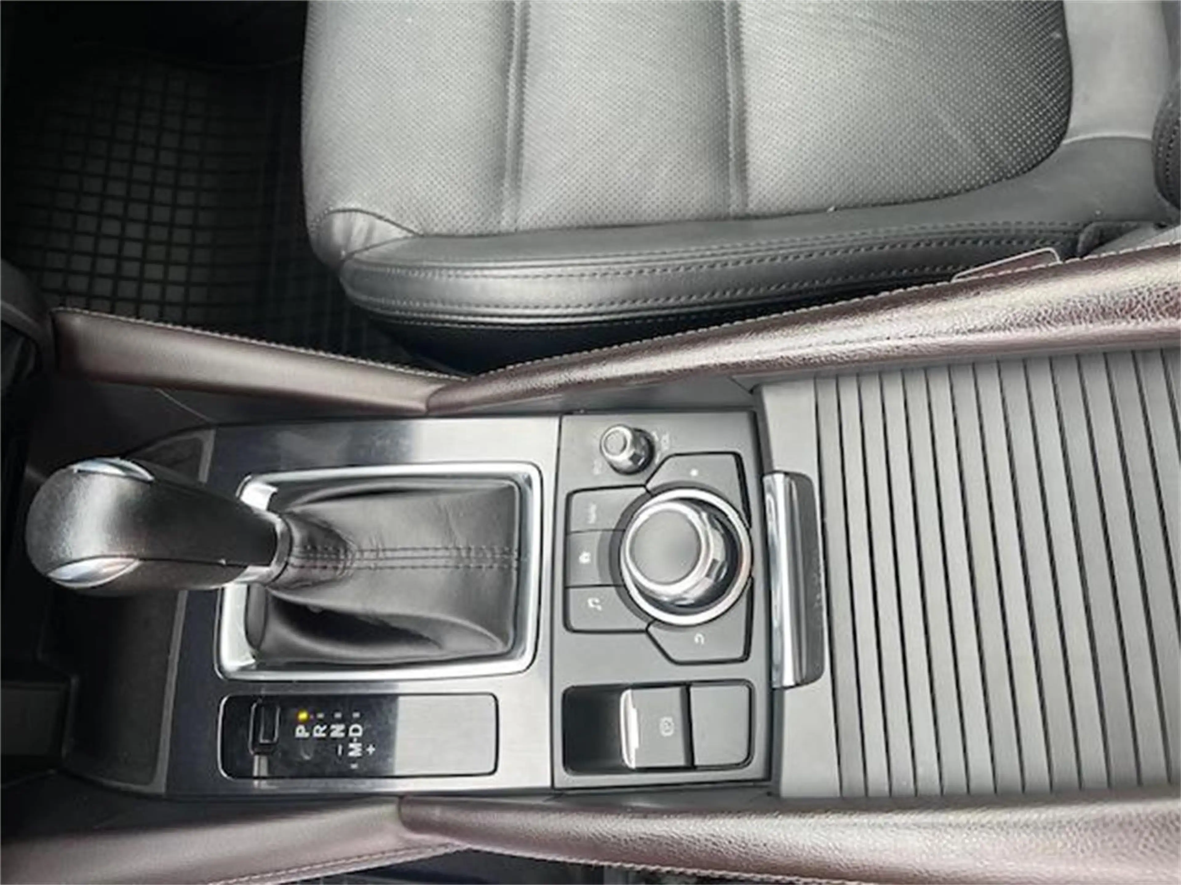 Mazda 6 Mazda  Sport Combi CD175 Revolution Top AWD Aut. — photo 12