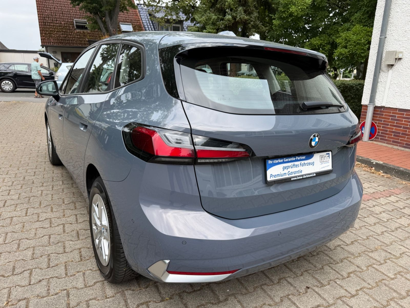 BMW 218 — photo 9