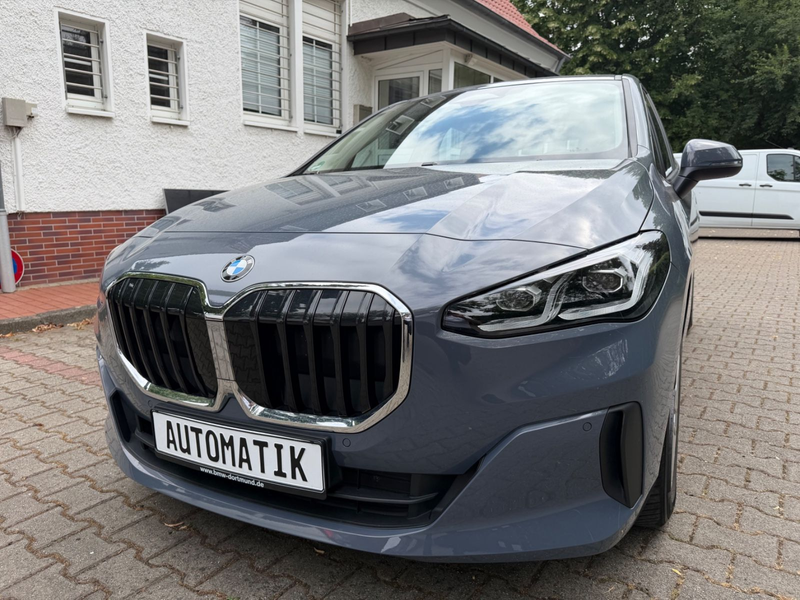 BMW 218