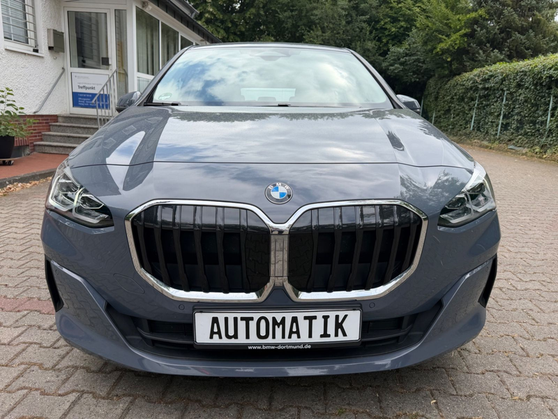 BMW 218 — photo 3