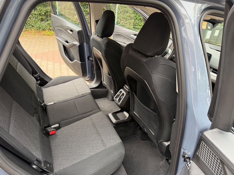BMW 218 — photo 14