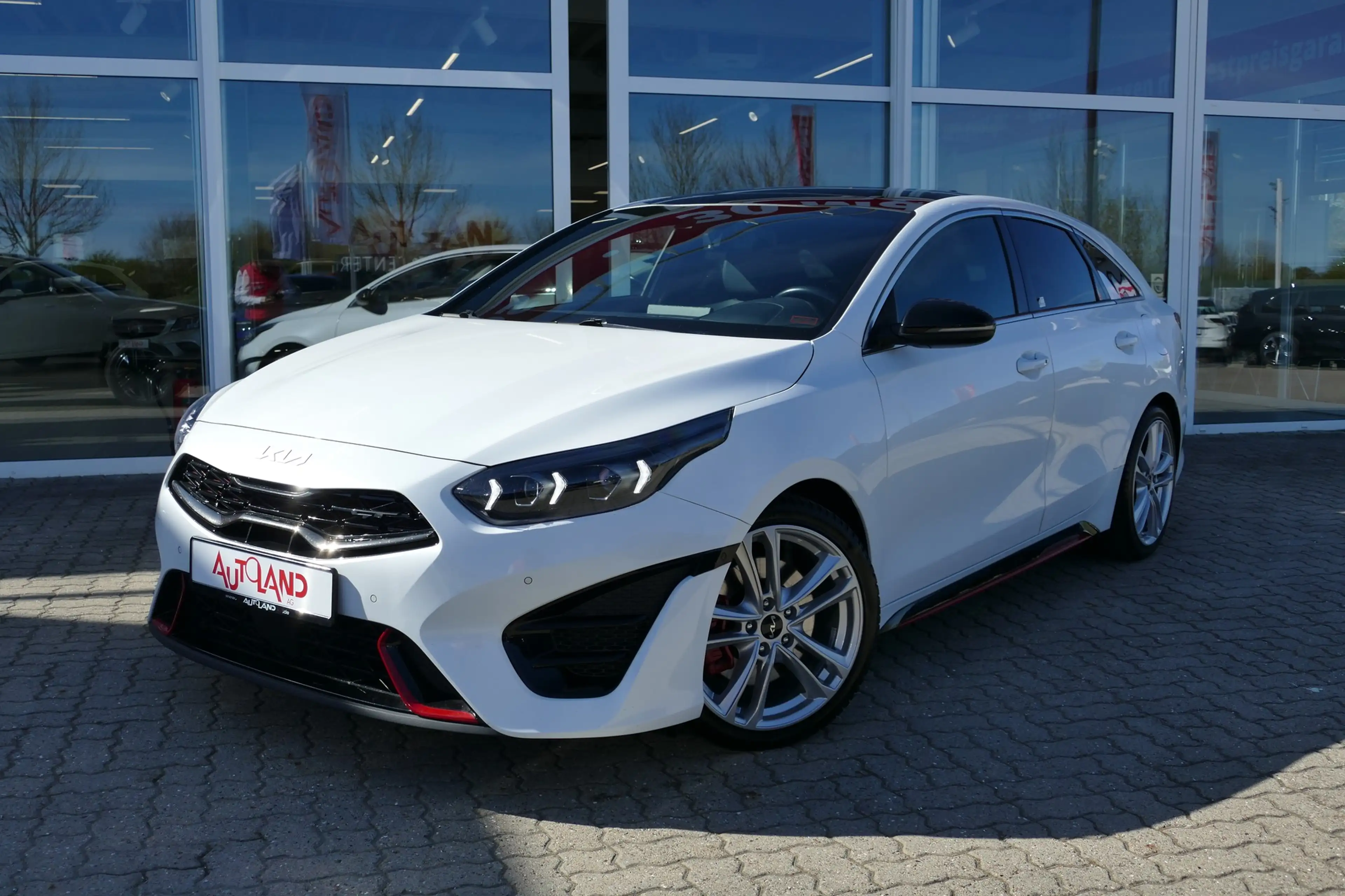 Kia ProCeed / pro_cee'd ProCeed 1.6 T-GDI GT Navi Panorama Totwinkel PDC — photo 2