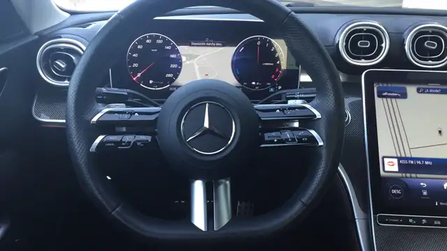 Mercedes-Benz C-Class view 9